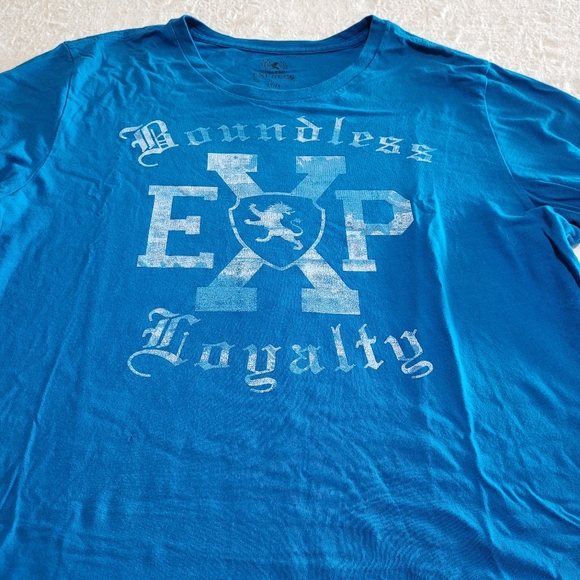 Short Sleeve Tee Size Medium Shirt Vintage Crewneck Graphic Print Express  Lion - Picture 5 of 10